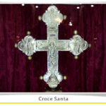 foto della Croce Santa esposta nella chiesa di Santa Maria